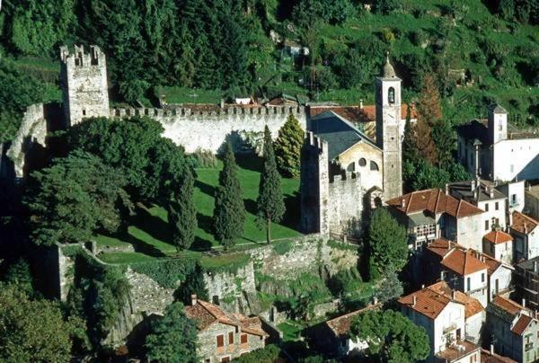 شقة ديرفيو  في Casa Teresina - Corenno Plinio Lago Di Como المظهر الخارجي الصورة